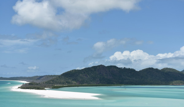 Airlie Beach Photo by prince patel on Unsplash